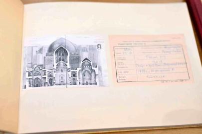 Özbekistan Cumhurbaşkanı Mirziyoyev, Kazakistanlı mevkidaşı Tokayev'le bir araya geldi