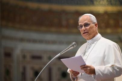 Papa'dan Trump'a yanıt: Konuşmaya devam edeceğim