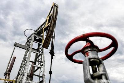 Piyasalar müzakereyi fiyatlıyor: Borsalar kayıplarını sildi, petrol geri çekildi