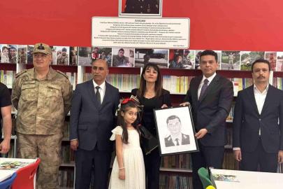 Silah arkadaşları Şehit Astsubay Mehmet Gündüz'ün adını kütüphanede yaşatıyor