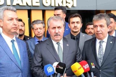 Yaralı öğrencileri ziyaret eden BBP lideri Destici'den 'aile' vurgusu