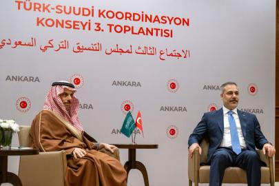Bakan Fidan, Suudi mevkidaşı Prens Faysal ile görüştü