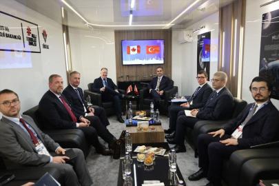 Bakan Kacır, SAHA 2026 kapsamındaki ikili görüşmelerini değerlendirdi Açıklaması