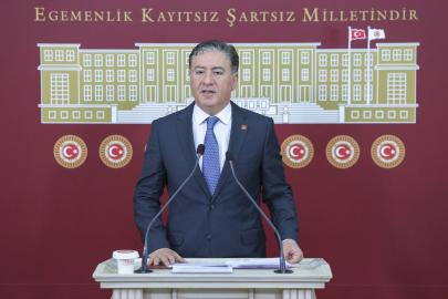 CHP'li Emir: Başkanlarımızı kendi partilerine geçirme çabasında olduklarını biliyoruz