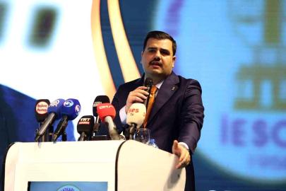 Eyyüp Kadir İnan'dan İzmir Çevre Yolu'nun ücretli olacağı iddialarına yalanlama