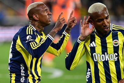 Fenerbahçe'nin yıldızı Anderson Talisca sahneye çıktı! Gol sevinci dikkat çekti