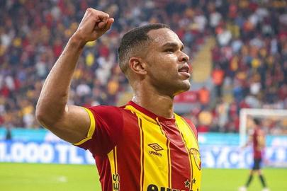 Juan Göztepe'de çok mutlu