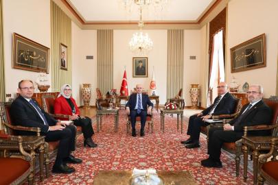 TBMM Başkanı Numan Kurtulmuş, Çocuk Hakları Alt Komisyonu Başkanı ve Üyelerini Kabul Etti