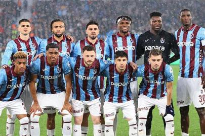 Trabzonspor'un yıldızı Beşiktaş'a karşı yok! Kırmızı kartla oyun dışında kaldı
