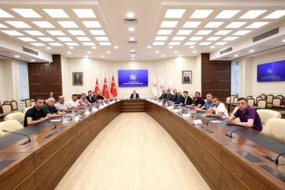 Bakan Işıkhan, Türkiye Maden İşçileri Sendikası Genel Başkanı Akçul'u kabul etti