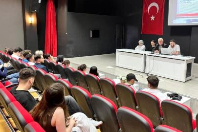 DPÜ Domaniç Hayme Ana MYO'da 'Avrupa Birliği ve Demokrasi' farkındalığı semineri düzenlendi
