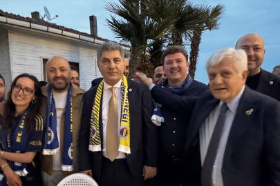 Fenerbahçe Kulübü Başkan Adayı Hakan Safi, Trakya'daki kongre üyeleriyle bir araya geldi