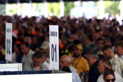 Fenerbahçe'de oy sayma işlemi başladı