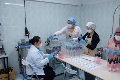 Girişimci kadınların ürünleri, dijitalin gücüyle dünya vitrinine açıldı