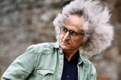 İranlı şarkıcı Mohsen Namjoo'nun Ankara konseri iptal edildi
