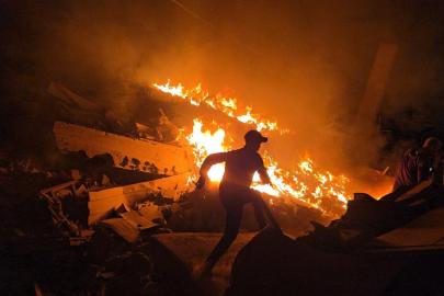 Katil İsrail'in Gazze'ye saldırılarında can kaybı 72 bin 941'e yükseldi