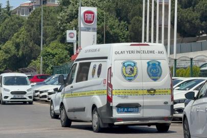 Maltepe'de Otokoç binasına silahla ateş açıldı