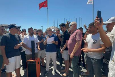 Marmaris'te çarşı esnafı, belediyeyi protesto etti