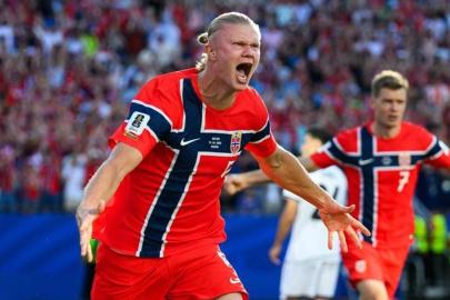 Norveç'i Haaland sırtladı