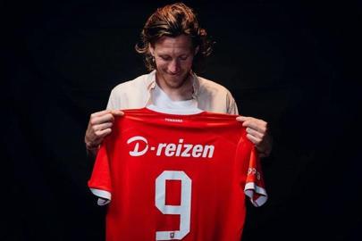 Twente Weghorst'u transfer etti
