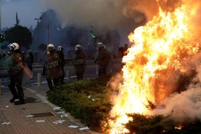 Uluslararası Af Örgütü: Yunanistan'da polis protestoculara karşı aşırı güç kullanıyor