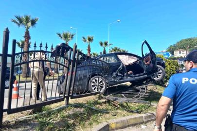 Yeniden Refah Partisi Genel Başkan Yardımcısı Gezgin'in içinde bulunduğu makam aracı kaza yaptı: 3 yaralı