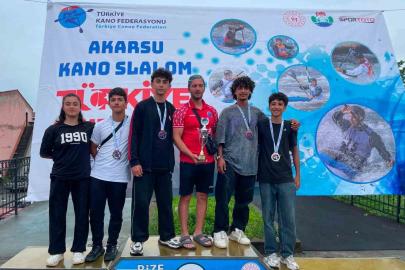 Erzincanlı sporculardan Akarsu Slalom Türkiye Şampiyonası’nda 4 derece